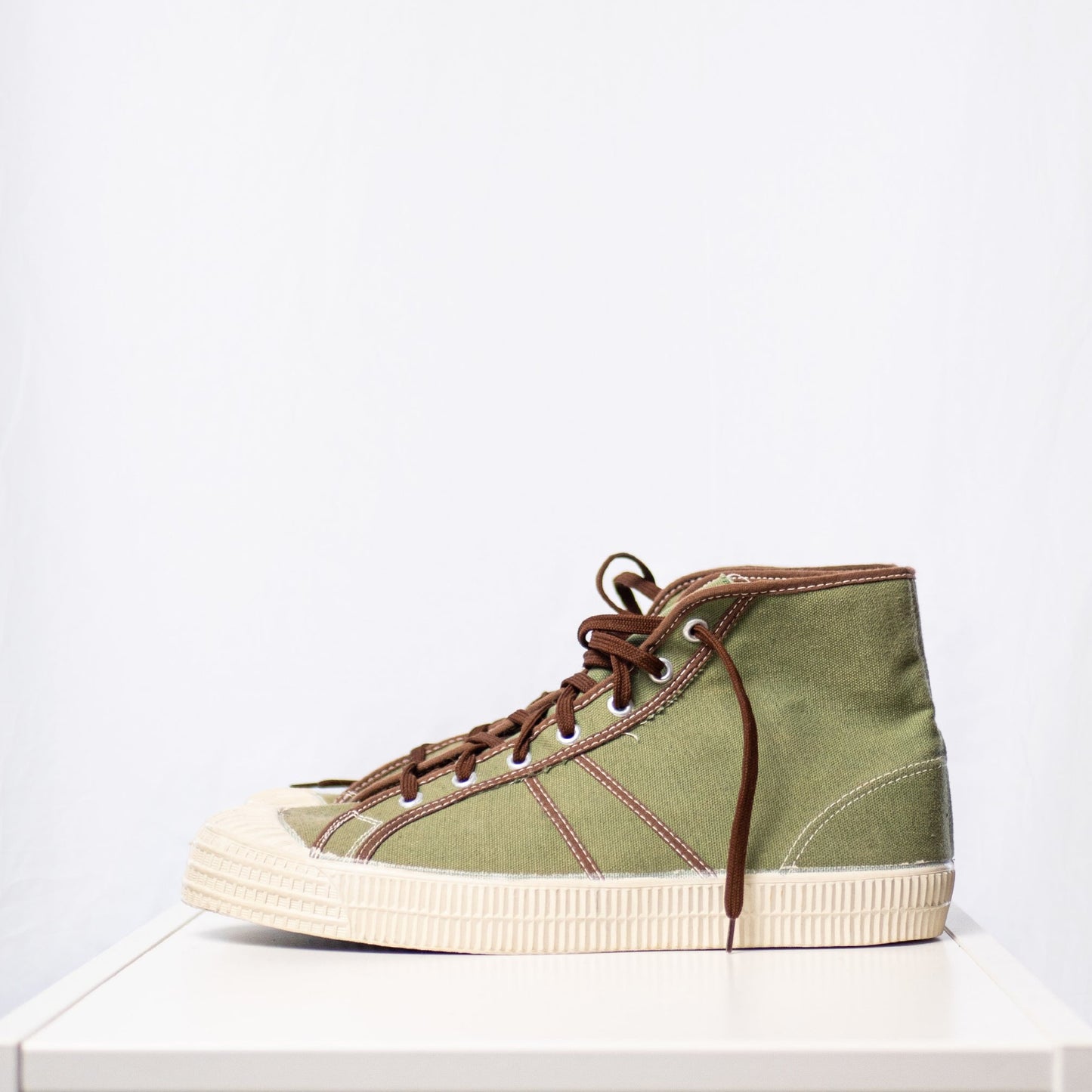Deadstock Czech Army Trainers