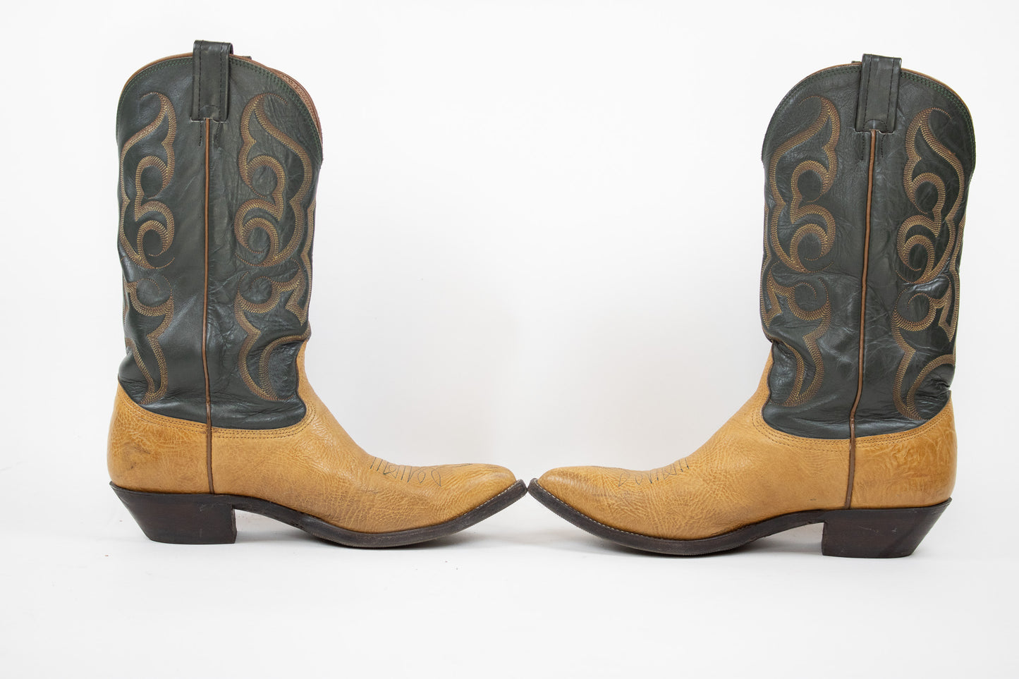 Nacona Boots